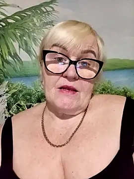 VioletSweet5566 online show from 04/13/26, 04:45