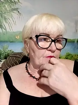 VioletSweet5566 online show from 05/06/26, 06:13