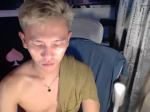 RalfAsian25 online show from 04/04/26, 11:40