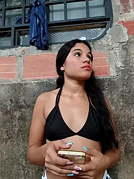 Little-Pussy-Sweet online show from 09/18/25, 01:46