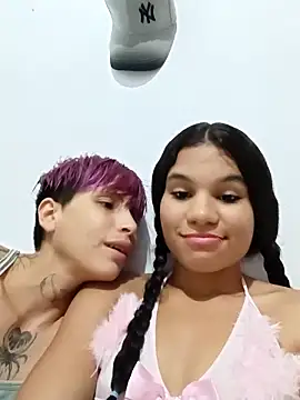 Little-Pussy-Sweet online show from 09/19/25, 03:52