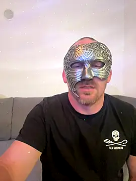 Celin Luca210 online show from 09/10/25, 06:19