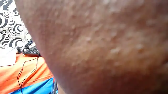 Snapshot of Ozimpho chatting on 11/27/25, 10:17 Ozimpho online show from 11/27/25, 10:17