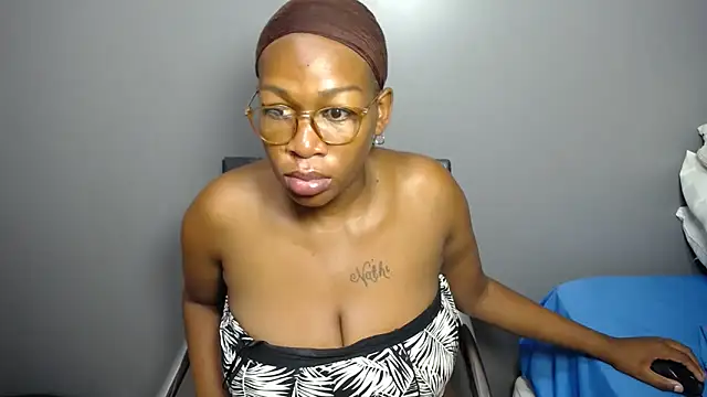 Ozimpho online show from 02/06/26, 12:48