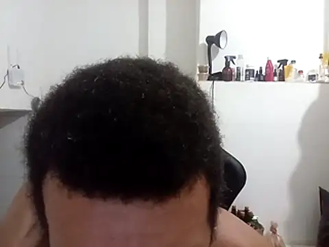 moreno25centimetro online show from 10/07/25, 08:22