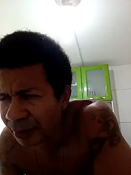 moreno25centimetro online show from 12/01/25, 02:22