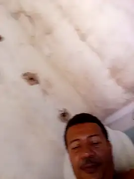 moreno25centimetro online show from 04/18/26, 06:01