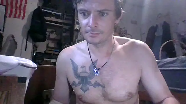 Snapshot of RichardW chatting on 10/26/25, 03:01 RichardW online show from 10/26/25, 03:01