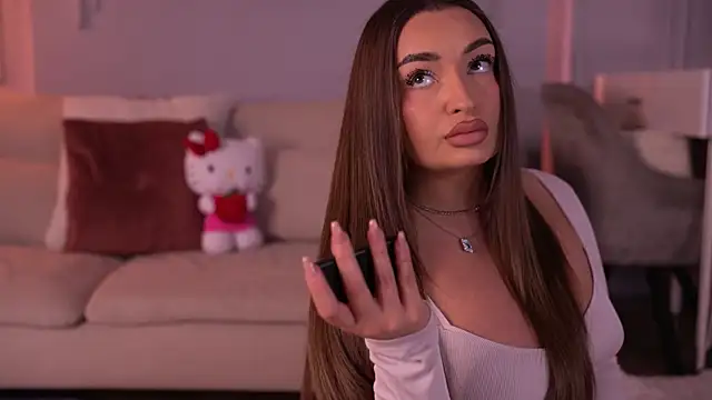 MillaSerene online show from 04/13/26, 05:35