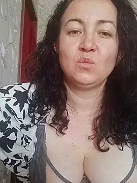 Snapshot of Velvet3451 chatting on 10/12/25, 11:20 Velvet3451 online show from 10/12/25, 11:20