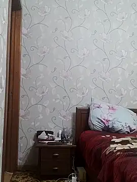 Snapshot of Velvet3451 chatting on 11/04/25, 06:18 Velvet3451 online show from 11/04/25, 06:18