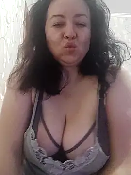 Snapshot of Velvet3451 chatting on 12/18/25, 08:59 Velvet3451 online show from 12/18/25, 08:59