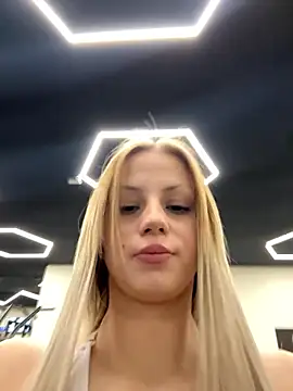 FavoriteKira online show from 01/10/26, 05:15