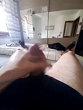 vercf14 online show from 04/14/26, 12:44