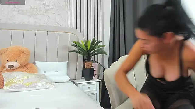 DaryaReed online show from 10/27/25, 04:49