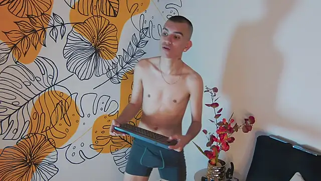 RowanCley online show from 10/28/25, 12:09