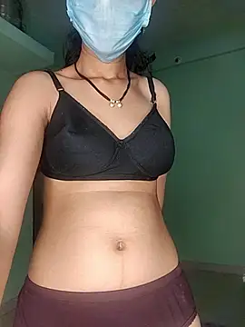 Shivani2002 online show from 02/18/26, 05:53