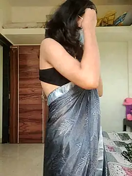 Shivani2002 online show from 03/02/26, 10:00