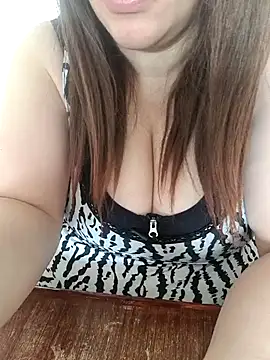 Madam-bezoul- online show from 01/17/26, 12:43