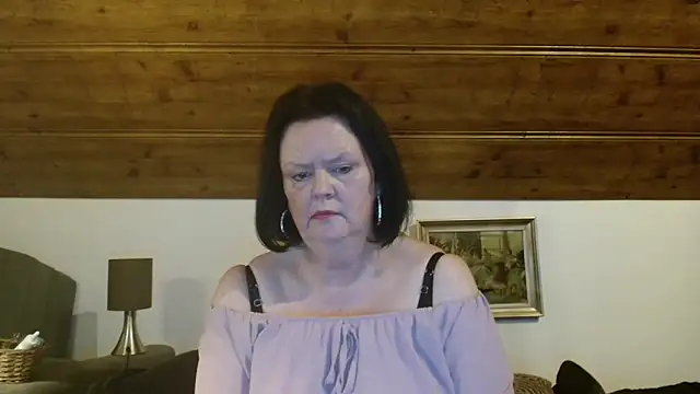 TiffanyMature online show from 10/18/25, 09:48