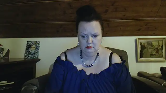 TiffanyMature online show from 05/04/26, 08:05