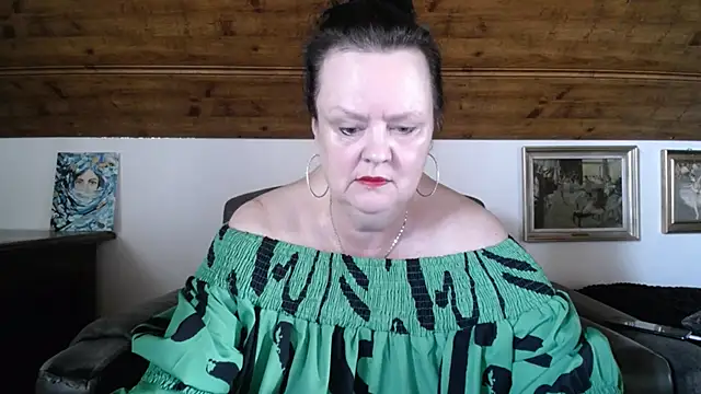 TiffanyMature online show from 06/02/26, 03:03