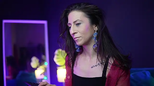 Snapshot of RubyRosa chatting on 11/10/25, 11:04 RubyRosa online show from 11/10/25, 11:04