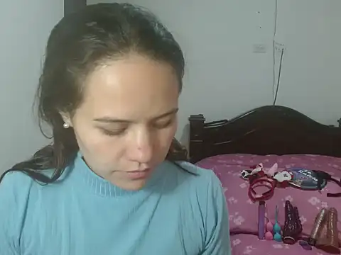 yarafuckass online show from 10/17/25, 08:22