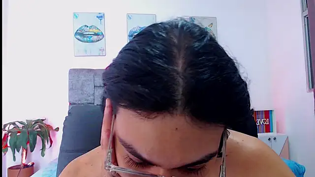 dirty model online show from 09/15/25, 03:17