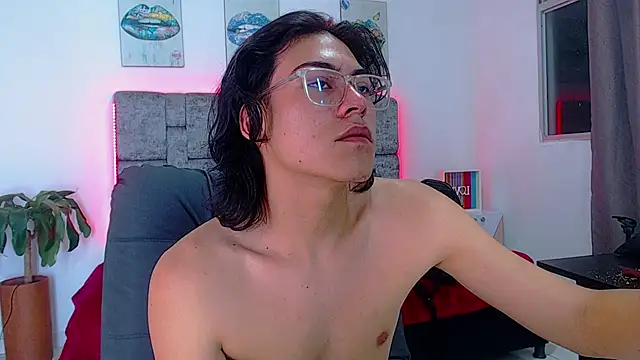 dirty model online show from 09/21/25, 06:15