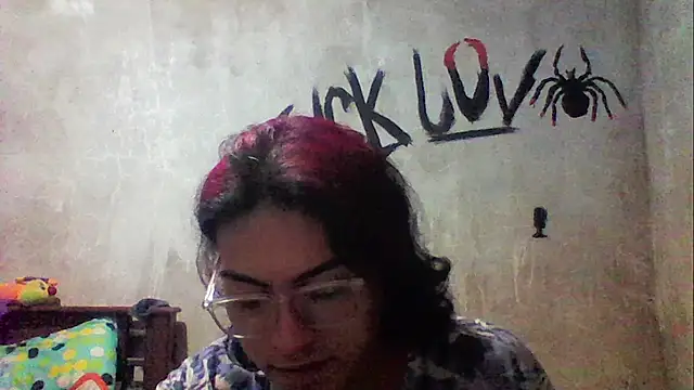 dirty model online show from 12/03/25, 04:31