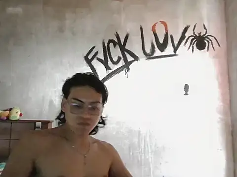 dirty model online show from 03/24/26, 07:19