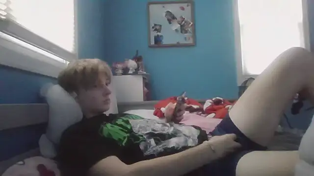 Liam axel35 online show from 11/10/25, 09:03