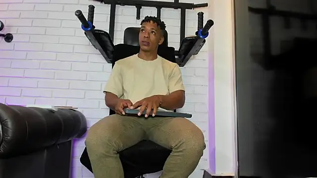 ItaloMoore online show from 03/22/26, 11:46