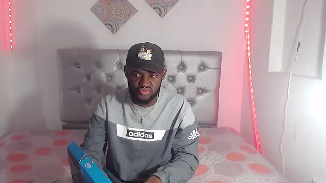 eebony stallion online show from 12/21/25, 03:02