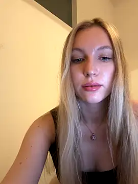 bbysonia online show from 10/23/25, 08:29