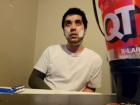 Snapshot of catnipharvester chatting on 12/19/25, 03:13 catnipharvester online show from 12/19/25, 03:13