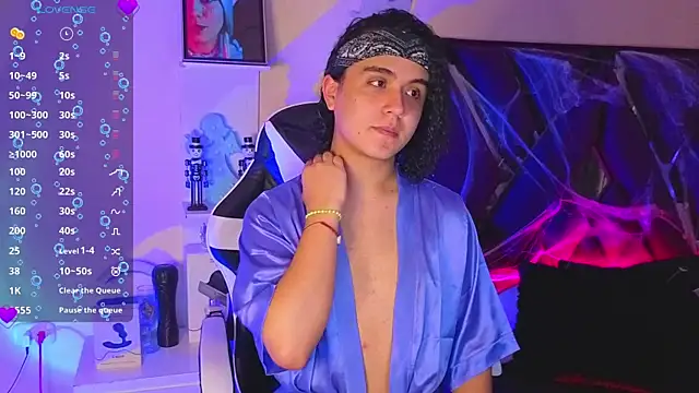 derek greyy  online show from 10/26/25, 08:37