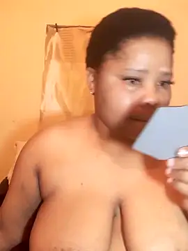 PRINCESSEMELXX93 online show from 10/04/25, 03:04