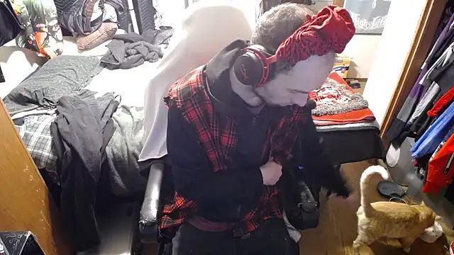 womenhateme69 online show from 10/16/25, 04:46