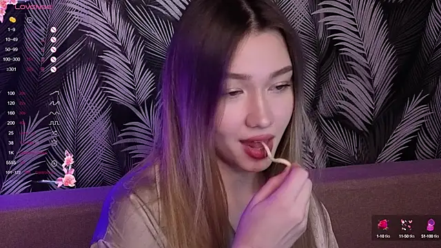 Yuki Star online show from 09/13/25, 04:40