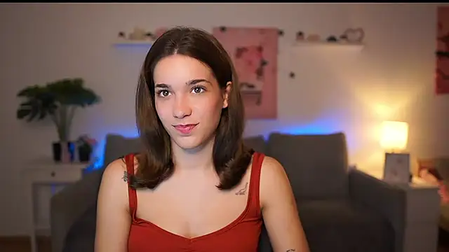 kissie cat online show from 10/14/25, 01:12