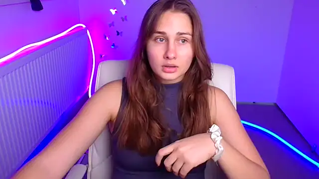 Stefanie Sweet online show from 10/25/25, 05:26