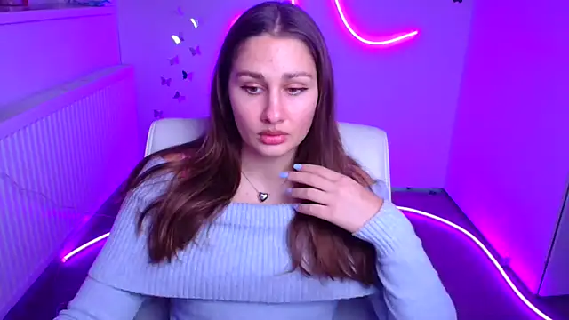 Stefanie Sweet online show from 11/07/25, 06:35