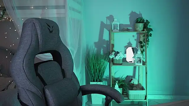 BethanyCloud online show from 12/16/25, 05:23