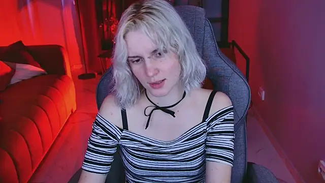 Snapshot of BethanyCloud chatting on 06/16/26, 02:14 BethanyCloud online show from 06/16/26, 02:14