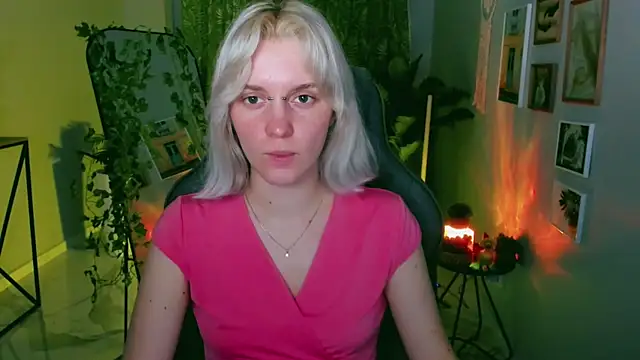 Snapshot of BethanyCloud chatting on 06/19/26, 05:34 BethanyCloud online show from 06/19/26, 05:34
