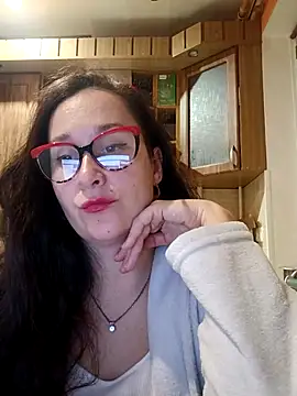 Amandda  online show from 10/21/25, 06:41