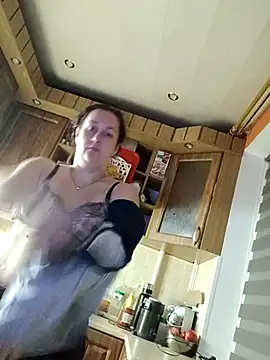 Amandda  online show from 11/22/25, 07:02