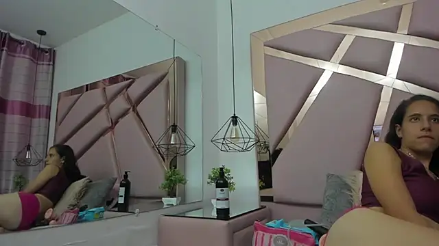 MiaCours online show from 10/30/25, 07:03